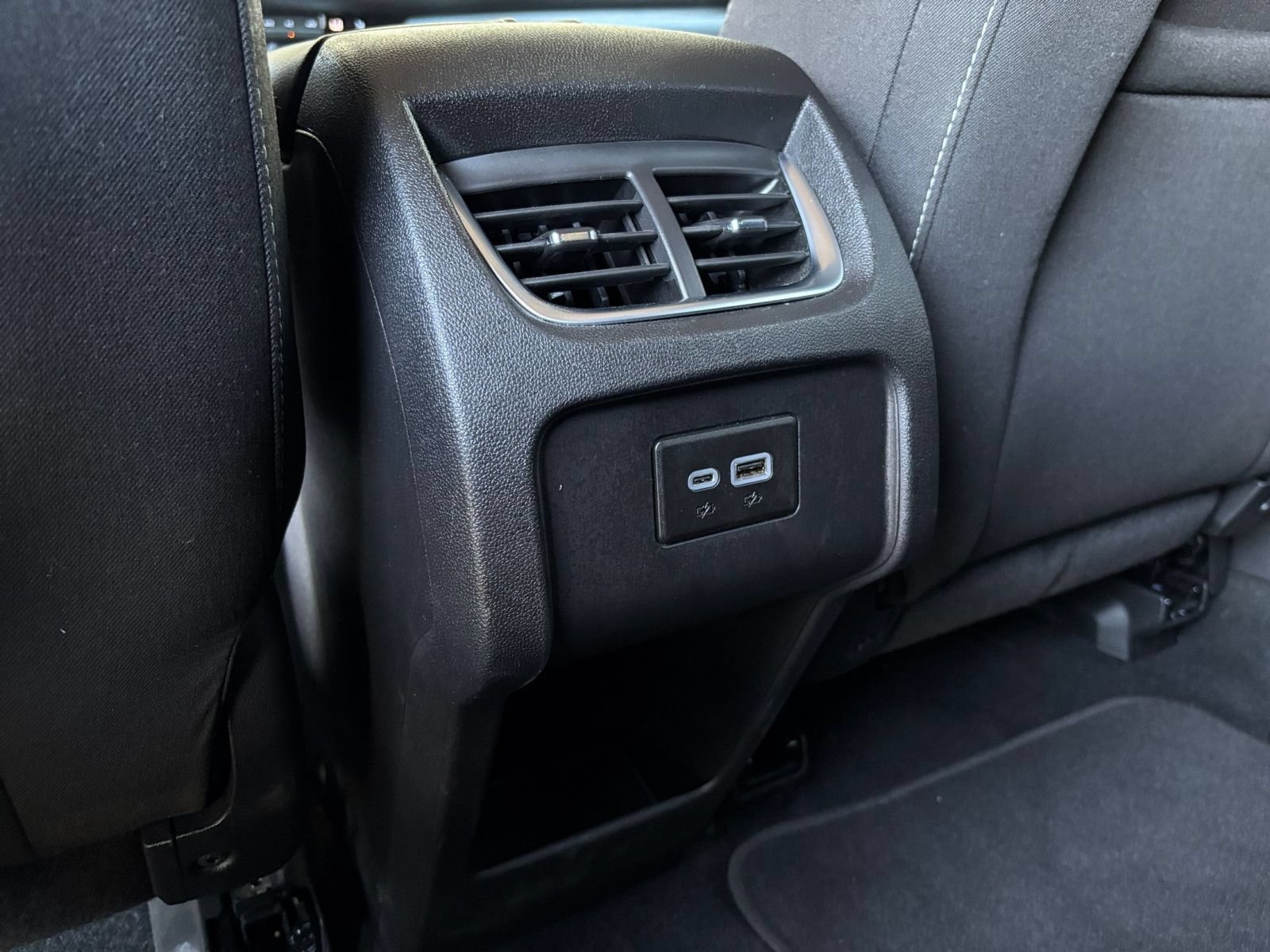 Used 2026 Chevrolet Blazer LT FWD image 22