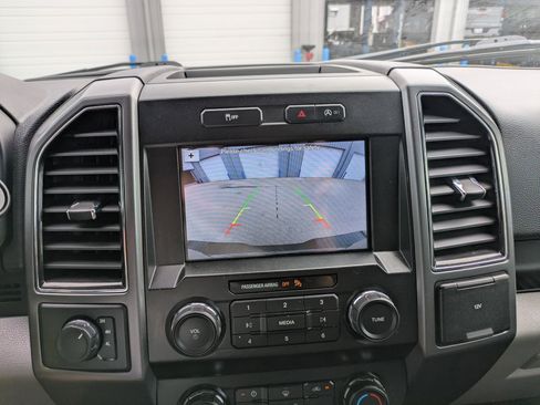 Used 2019 Ford F150 XLT w/ Equipment Group 301A Mid image 17