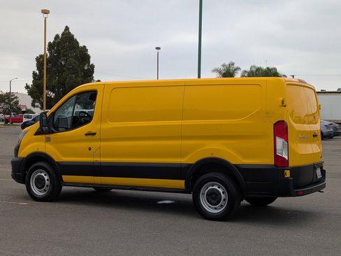 Used 2021 Ford Transit 150 Low Roof image 5