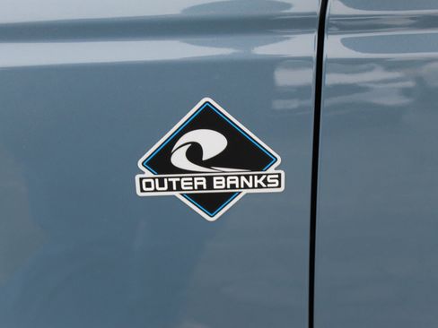 New 2025 Ford Bronco Outer Banks image 10