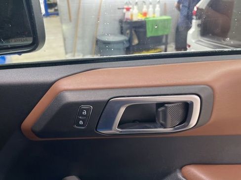 Certified 2023 Ford Bronco Outer Banks AWD/4WD image 32