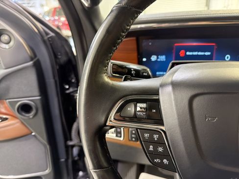 Used 2023 Lincoln Navigator Reserve w/ Monochromatic Package image 14