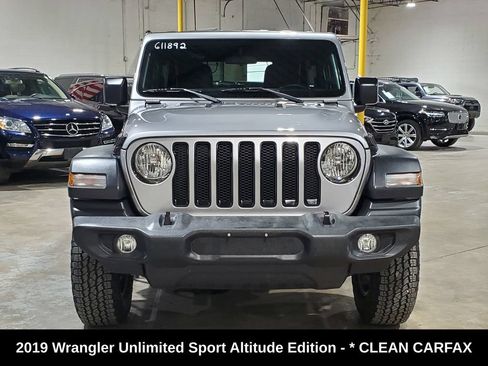 Used 2019 Jeep Wrangler Unlimited Sport AWD/4WD image 2