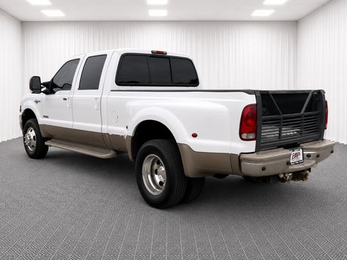 Used 2005 Ford F350 King Ranch RWD image 18