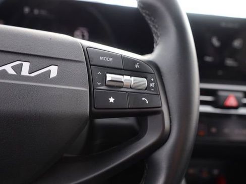 Certified 2026 Kia Sportage EX w/ EX Panorama Roof Package image 24