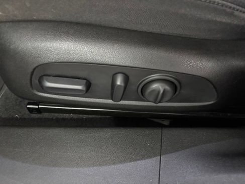 Used 2021 Chevrolet Malibu LT FWD image 9