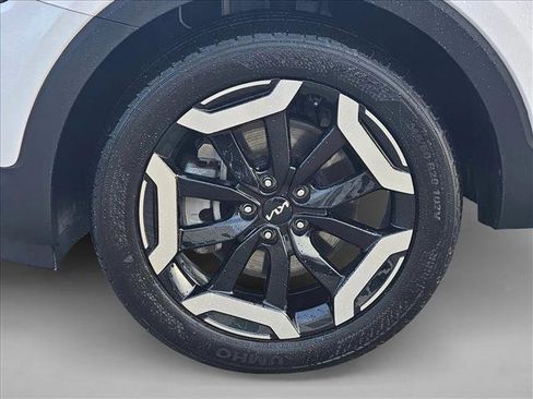 Used 2025 Kia Telluride S FWD image 25