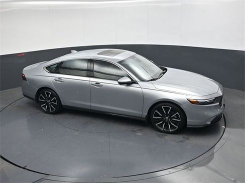 Used 2024 Honda Accord Touring image 20