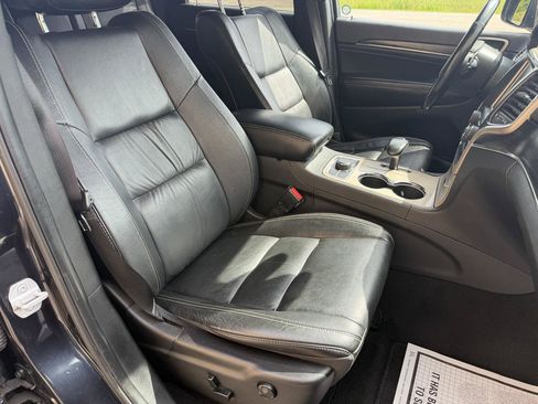 Used 2014 Jeep Grand Cherokee Limited AWD/4WD image 26
