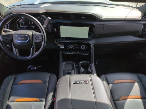 Used 2024 GMC Sierra 2500 AT4 w/ AT4 Premium Plus Package AWD/4WD image 28
