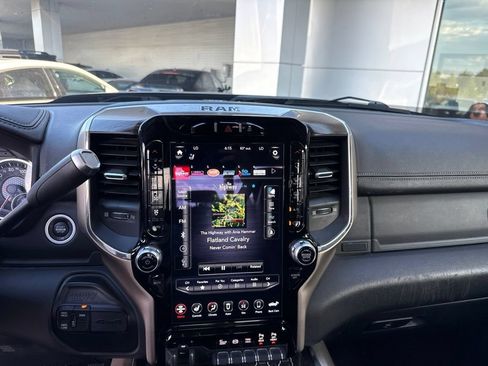 Used 2019 RAM 3500 Laramie AWD/4WD image 8