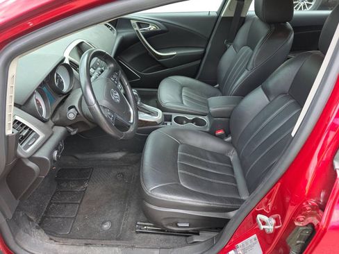 Used 2013 Buick Verano Leather FWD image 3