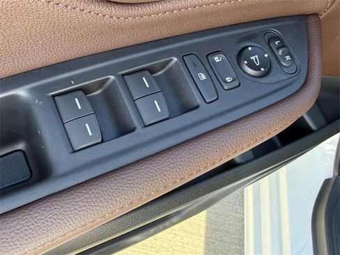 New 2026 Honda Odyssey Touring image 11