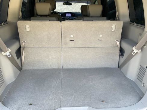 Used 2012 Nissan Quest LE image 32