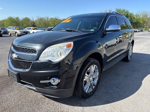 Used 2010 Chevrolet Equinox LTZ image 2