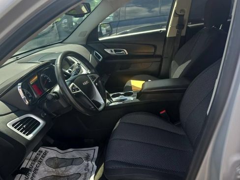 Used 2017 GMC Terrain SLE w/ Chrome Package FWD image 7