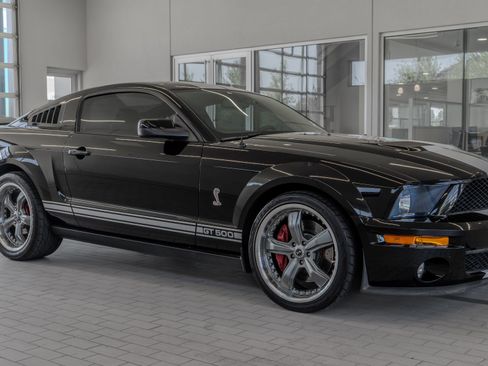 Used 2007 Ford Mustang Shelby GT500 RWD image 12