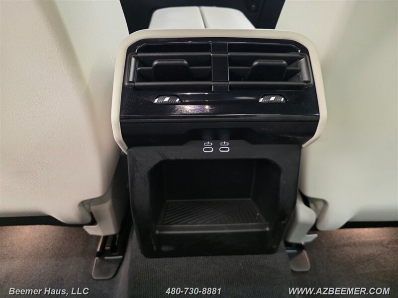 Used 2024 BMW i5 eDrive40i w/ M Sport Package RWD image 29