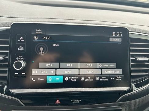 Used 2024 Honda Ridgeline Sport image 37