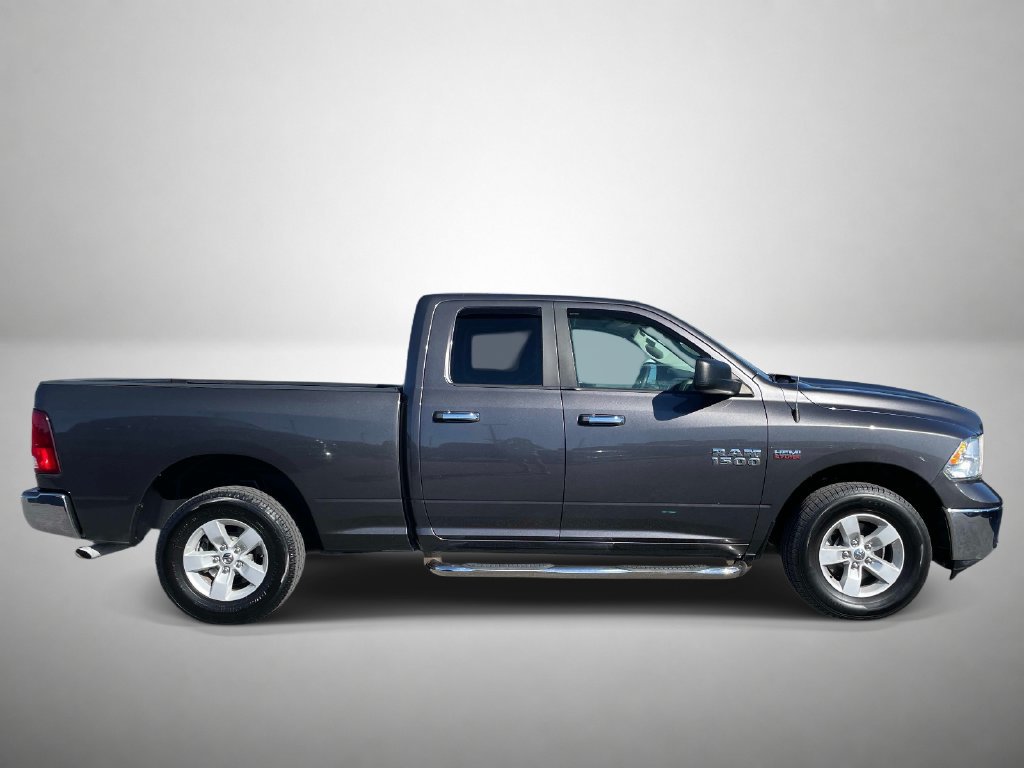 Used 2016 RAM 1500 Classic SLT AWD/4WD image 2