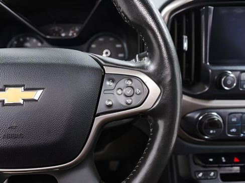 Used 2021 Chevrolet Colorado Z71 AWD/4WD image 11