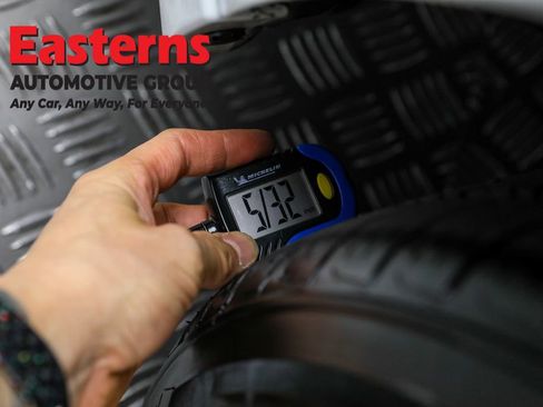 Used 2022 Dodge Charger SXT w/ Leather Interior Group image 26