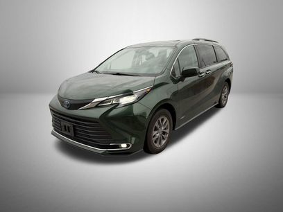 Used 2021 Toyota Sienna XLE w/ XLE Plus Package