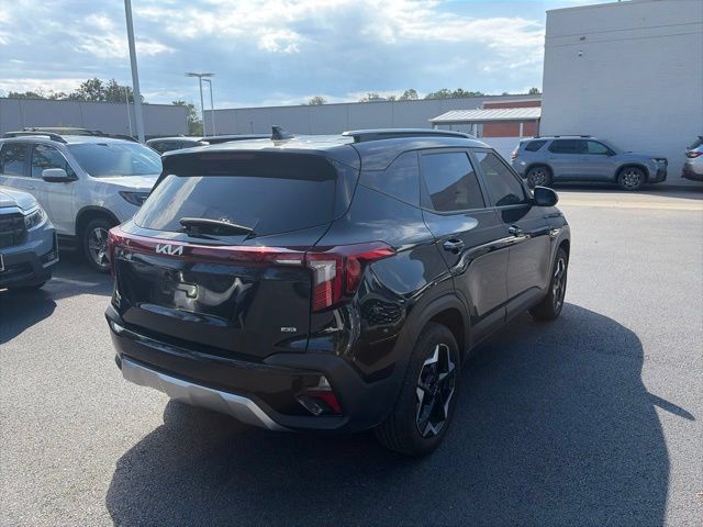 Used 2025 Kia Seltos S AWD/4WD image 6