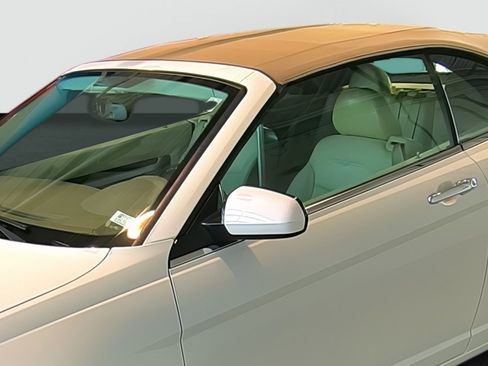 Used 2008 Chrysler Sebring Limited w/ Luxury Group image 8