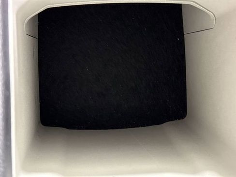 Used 2022 Volkswagen Taos SE image 28