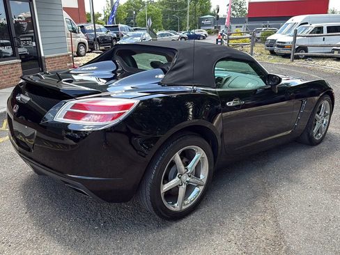 Used 2007 Saturn Sky Red Line RWD image 5