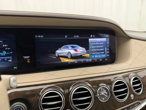 Used 2019 Mercedes-Benz S 560 4MATIC Sedan image 41