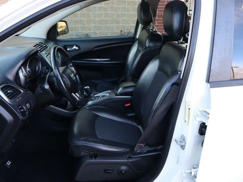 Used 2017 Dodge Journey Crossroad image 19