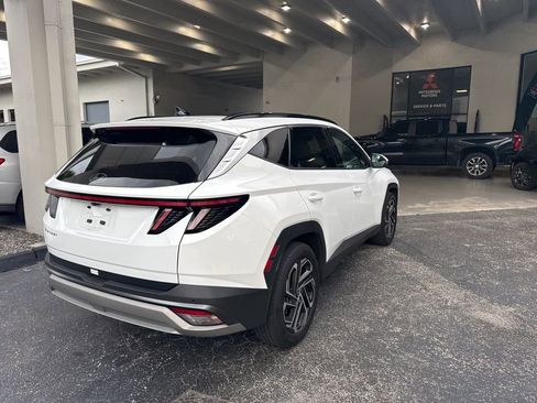 Used 2025 Hyundai Tucson Limited image 4