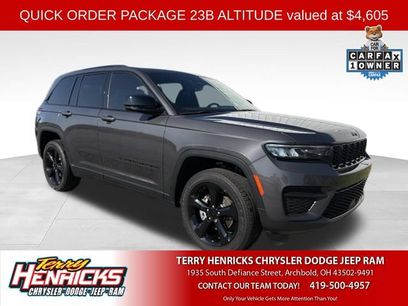 Used 2023 Jeep Grand Cherokee Altitude