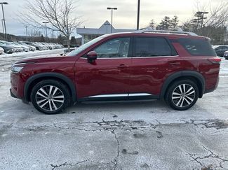 Used 2022 Nissan Pathfinder Platinum w/ Lighting Package (N93) video 2