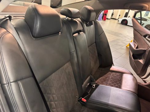 Used 2016 Nissan Maxima SR image 16