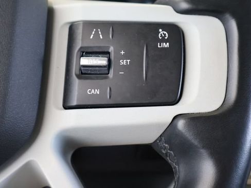 Used 2023 Land Rover Defender 110 S AWD/4WD image 27