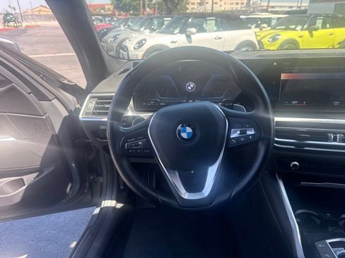Used 2023 BMW 330i Sedan w/ Premium Package RWD image 19