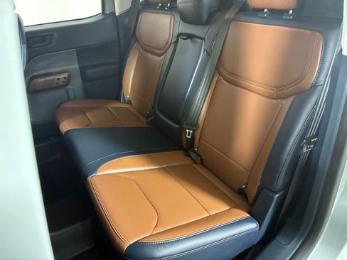 Used 2024 Ford Maverick Lariat image 23