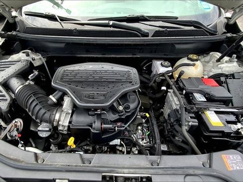 Used 2022 Cadillac XT5 Premium Luxury image 9