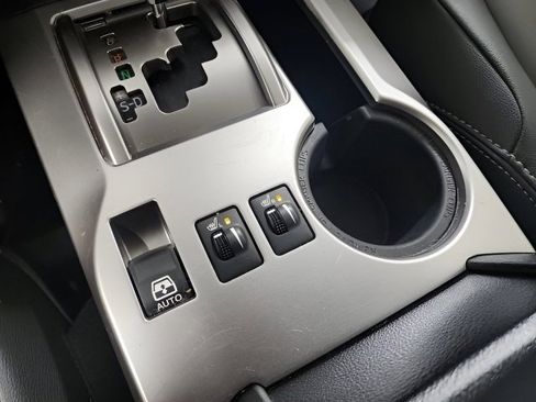 Used 2020 Toyota 4Runner Limited image 35