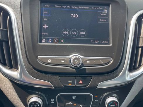Used 2022 Chevrolet Equinox LT AWD/4WD image 26
