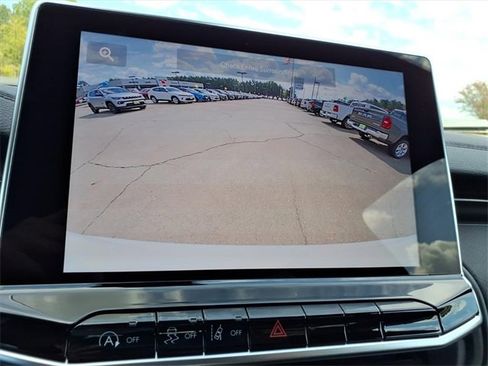 New 2026 Jeep Compass Latitude image 27