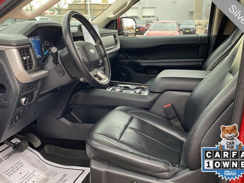 Used 2022 Ford Expedition XLT image 31