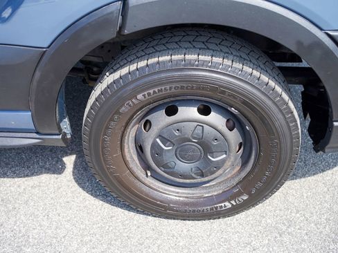 Used 2020 Ford Transit 250 148 High Roof Extended image 9