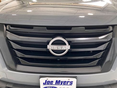 Used 2023 Nissan Pathfinder Platinum w/ Cargo Package image 27