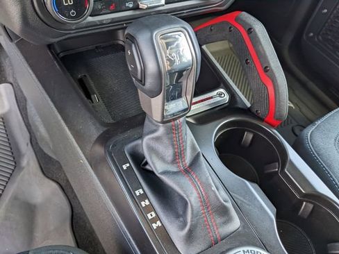 Used 2025 Ford Bronco Heritage Edition image 24