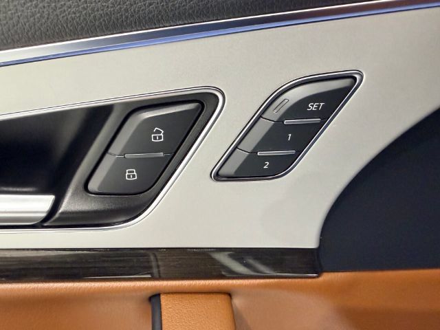 Used 2018 Audi Q7 2.0T Premium Plus w/ Premium Plus Package AWD/4WD image 25