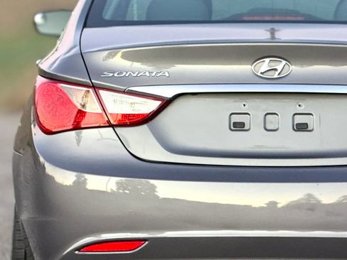 Used 2013 Hyundai Sonata SE image 13